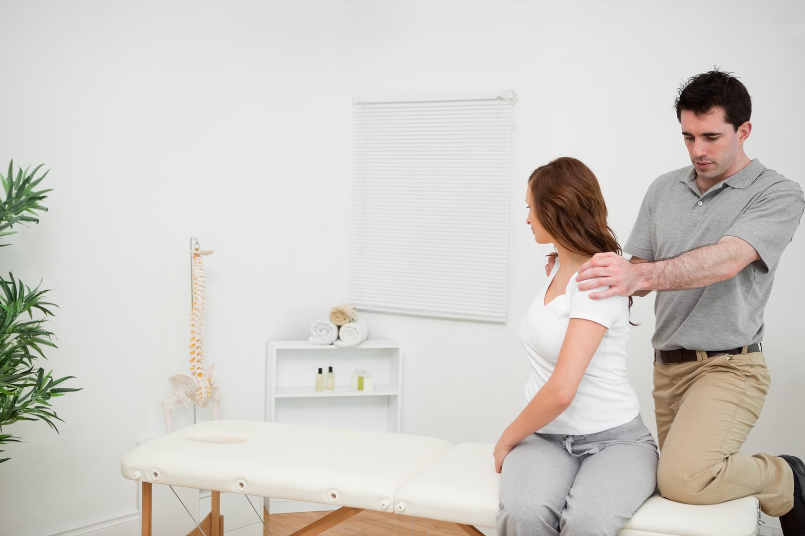 Arlington Chiropractic Clinic Answers Your Back Pain FAQ